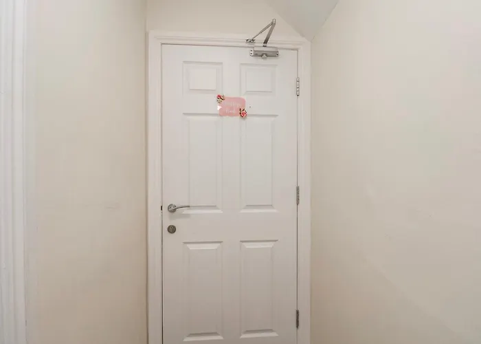 24 Baxtergate * Whitby