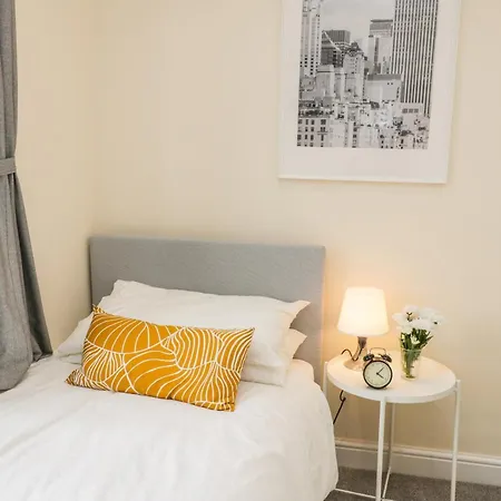 24 Baxtergate * Whitby